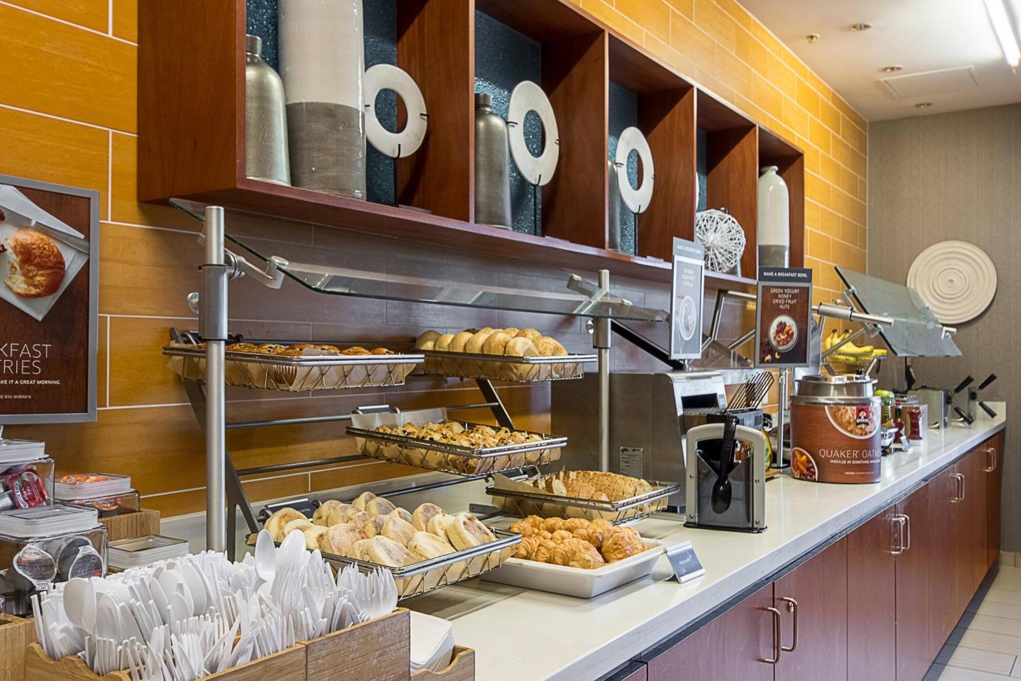 Springhill Suites Tampa North/Tampa Palms Экстерьер фото